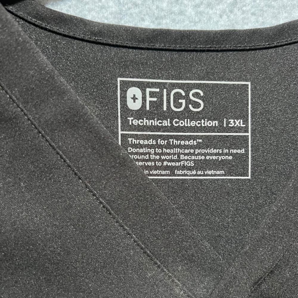 FIGS Technical Collection Mens 3XL Black One Pocket Scrub Top Short Sleeve - Picture 2 of 4